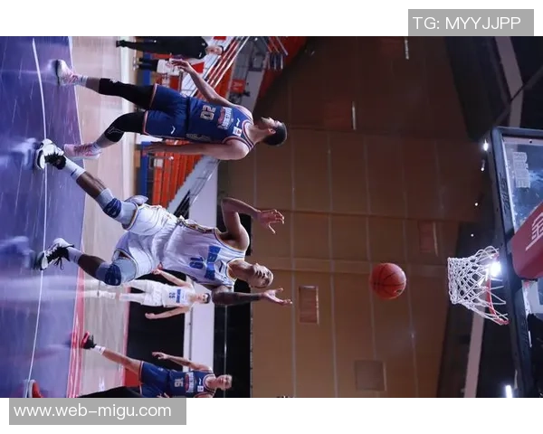 李慕豪的篮球之路：从青涩少年到职业球员的成长历程与挑战